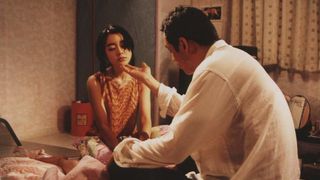 2. Отель «Птичья клетка» (1998)