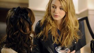 44. Сплетница (2007 — 2012)