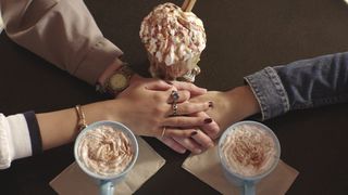 44. 13 причин почему (2017)