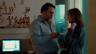 9. Особые отношения (2010)