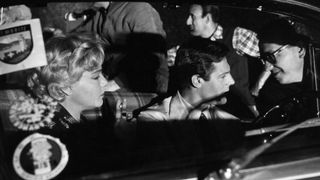 4. Адуя и ее подруги (1960)