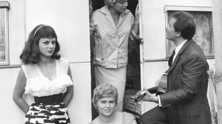 9. Адуя и ее подруги (1960)