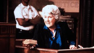 25. Чокнутая (1987)