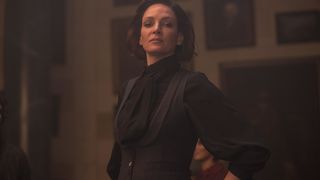 10. Дальше по коридору (2017)