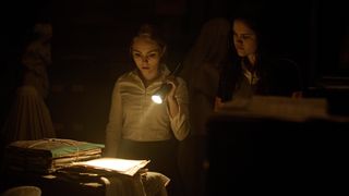 40. Дальше по коридору (2017)