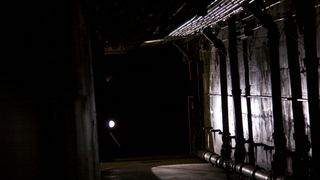 22. Искатели могил (2010)