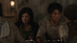 28. Атака титанов. Фильм первый: Жестокий мир (2015)