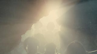 29. Атака титанов. Фильм первый: Жестокий мир (2015)