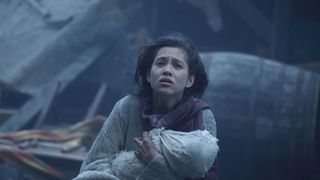 4. Атака титанов. Фильм первый: Жестокий мир (2015)