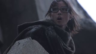 9. Атака титанов. Фильм первый: Жестокий мир (2015)