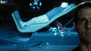 44. Особое мнение (2002)