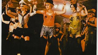 32. Кабаре (1972)