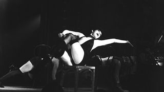 33. Кабаре (1972)