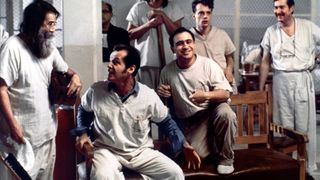 2. Пролетая над гнездом кукушки (1975)