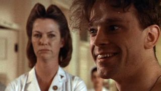 33. Пролетая над гнездом кукушки (1975)