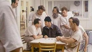 40. Пролетая над гнездом кукушки (1975)