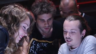 17. Выжить После (2013 — 2016)