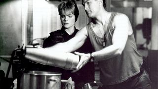 18. В осаде (1992)
