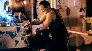23. В осаде (1992)