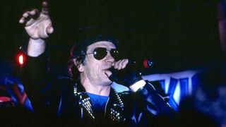44. В осаде (1992)