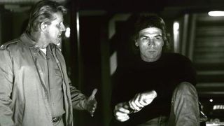 47. В осаде (1992)