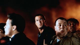 5. В осаде (1992)