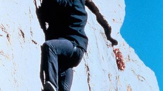 34. В осаде 2: Темная территория (1995)