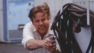 15. На гребне волны (1991)