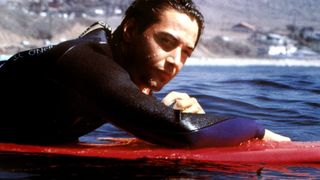 20. На гребне волны (1991)