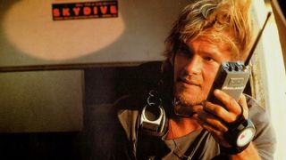 32. На гребне волны (1991)