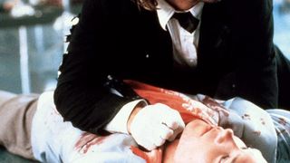 61. На гребне волны (1991)