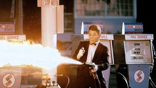 9. На гребне волны (1991)