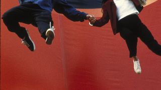 103. Завтра не умрет никогда (1997)