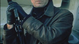 104. Завтра не умрет никогда (1997)