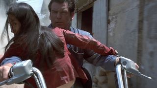 25. Завтра не умрет никогда (1997)