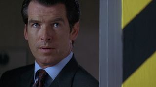 52. Завтра не умрет никогда (1997)