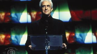 95. Завтра не умрет никогда (1997)