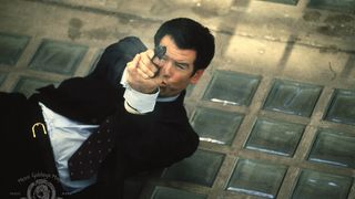 99. Завтра не умрет никогда (1997)