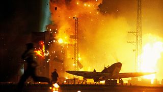 37. Зияющая синева (2001)