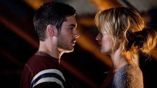 2. Счастливчик (2011)