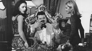 109. И целого мира мало (1999)