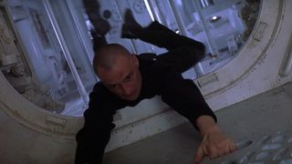 27. И целого мира мало (1999)