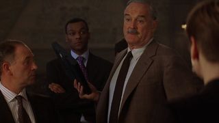 33. И целого мира мало (1999)