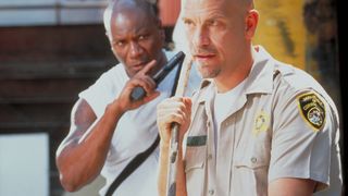 5. Воздушная тюрьма (1997)