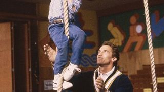 48. Детсадовский полицейский (1990)