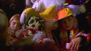 12. Няньки (1994)