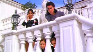 6. Няньки (1994)