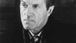 25. Трудная мишень (1993)