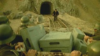 99. Под каменным небом (1974)