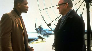 24. Враг государства (1998)